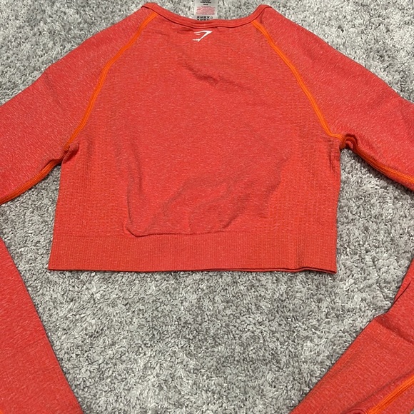 gym shark cropped long sleeve - Picture 2 of 2